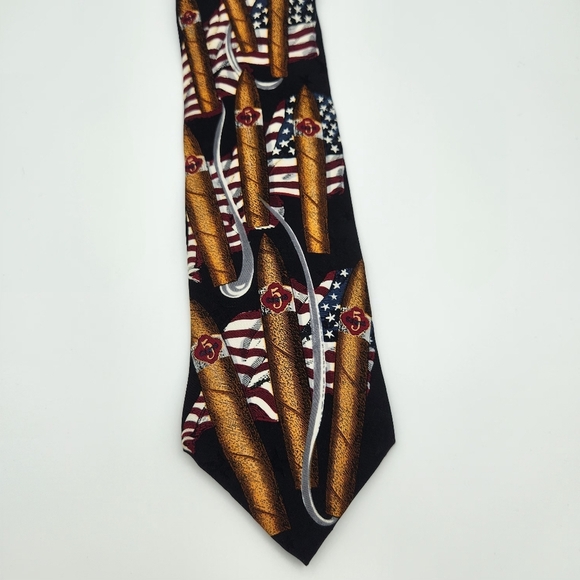 Van Heusen Other - Van‎ Heusen VTG 100% Silk Americana Series Smoking Cigars Neck Tie